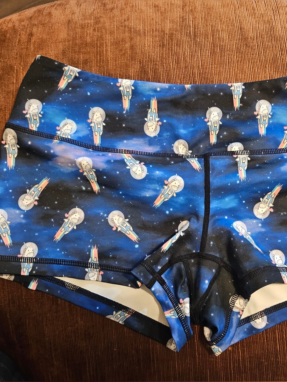 Beast worx shorts Large Women's Unicorn In Space‎